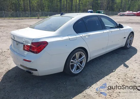 2013 BMW 750I z USA, uszkodzony, nr VIN WBAYA8C52DD227837